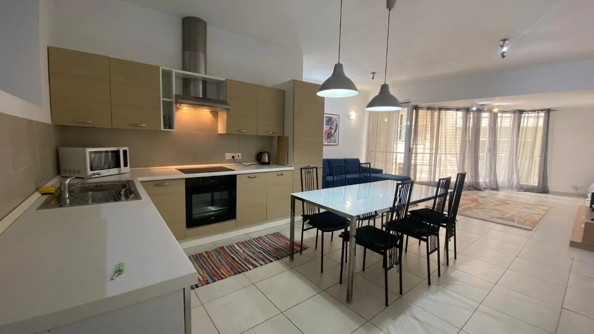 Sliema 2Bed With Backyard Appartement 0*,